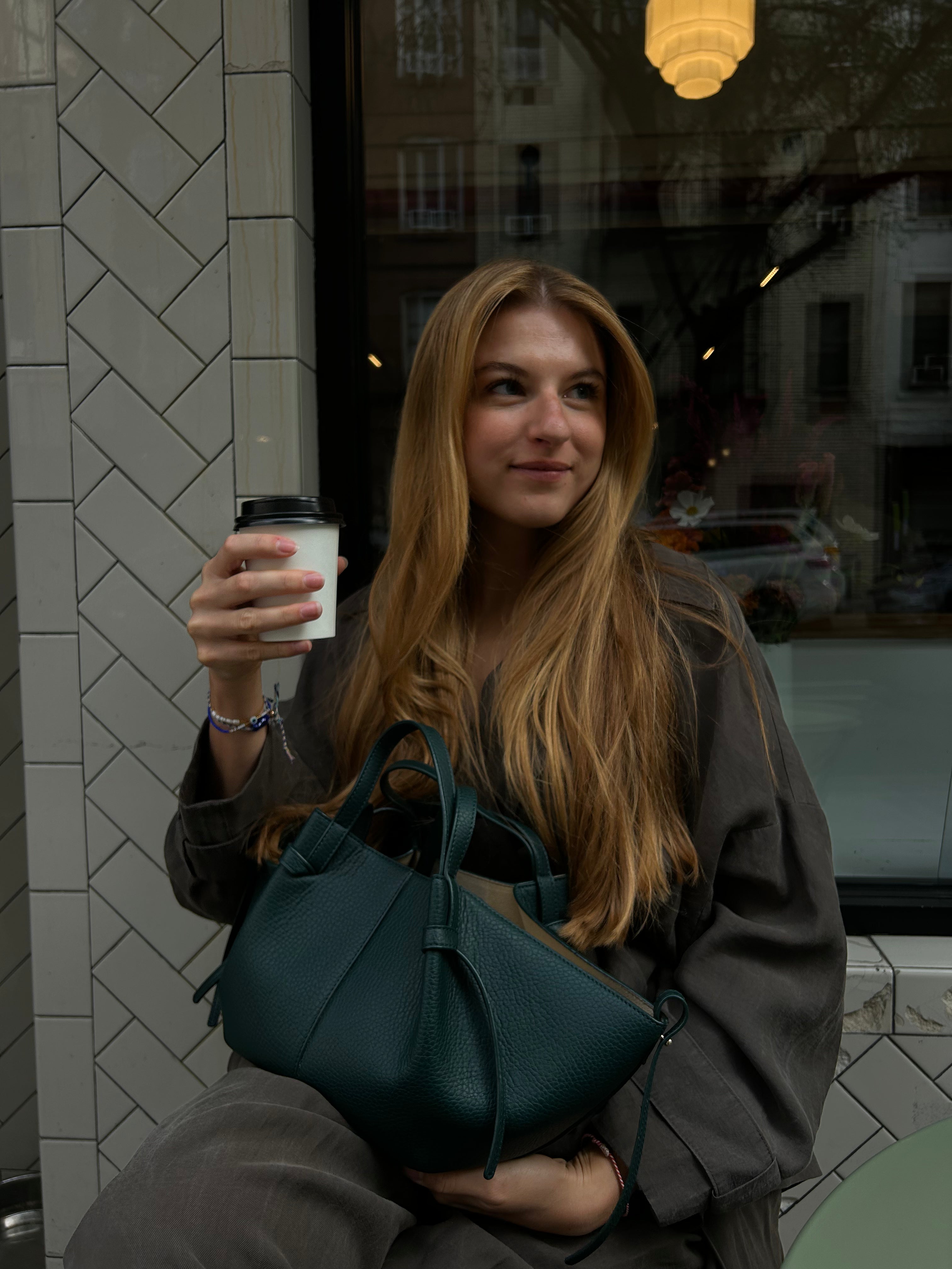 VLACE handgefertigte Ledertasche - PRE-ORDER